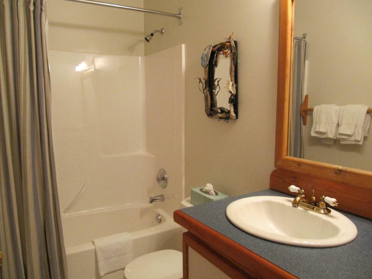 Arbutus Cove Guesthouse Metchosin Eksteriør billede