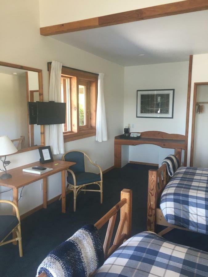 Arbutus Cove Guesthouse Metchosin Eksteriør billede